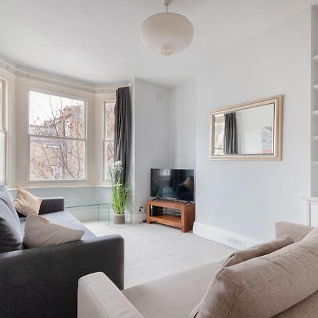 1 Bed Clapham Junction Apartment ลอนดอน ภายนอก รูปภาพ