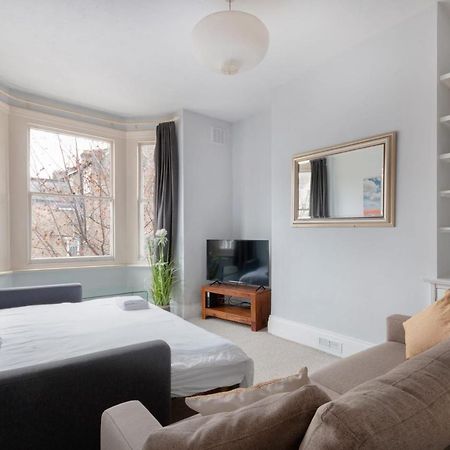 1 Bed Clapham Junction Apartment ลอนดอน ภายนอก รูปภาพ