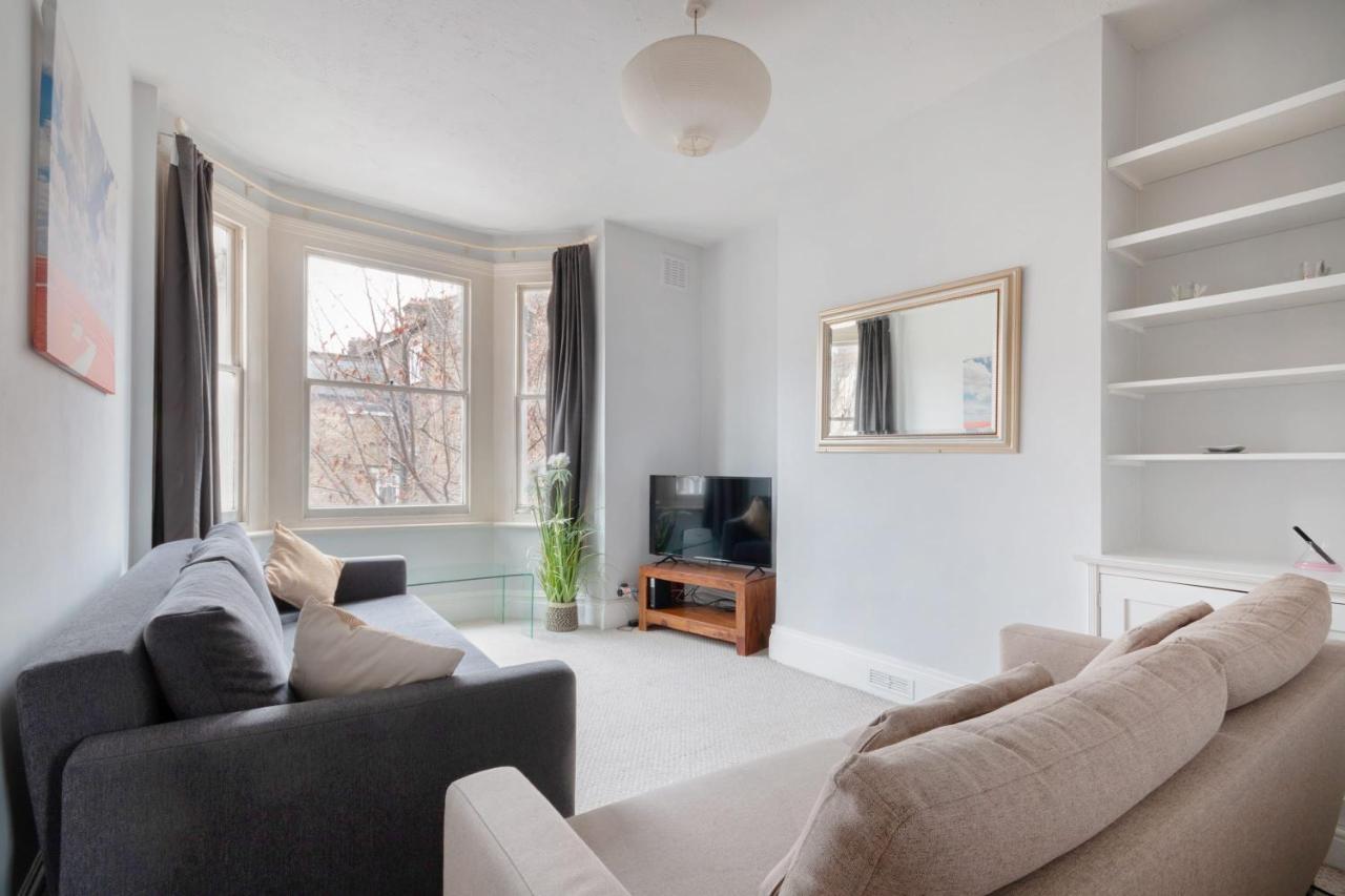 1 Bed Clapham Junction Apartment ลอนดอน ภายนอก รูปภาพ